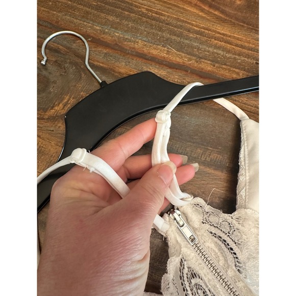 Emerald Sundae White Sparkle Lace Dress V Neck Spaghetti Strap Mini Dress XS - Picture 11 of 13